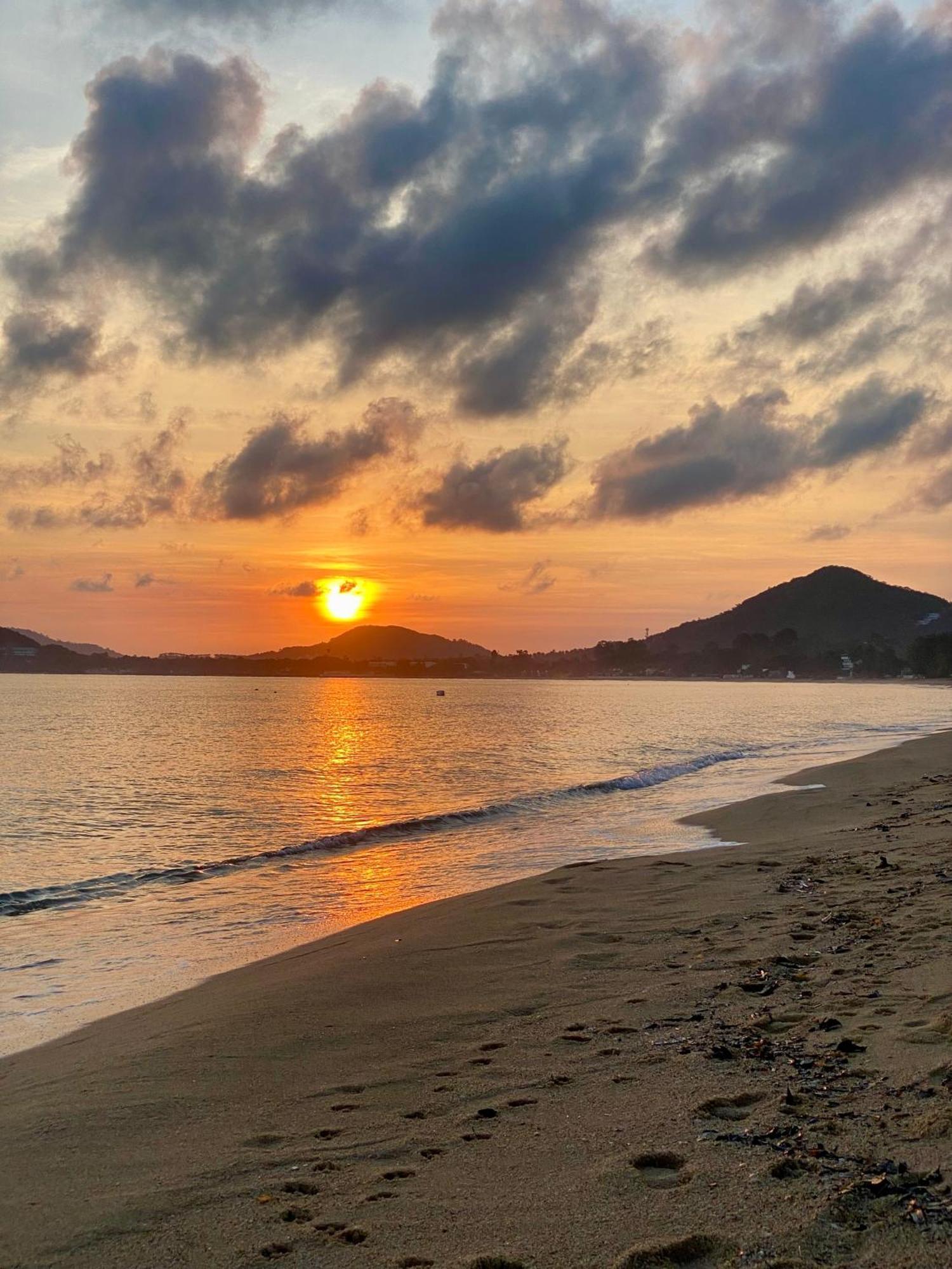 Villa Sea Breeze A'Nong Strand Ban Tai Exterior foto